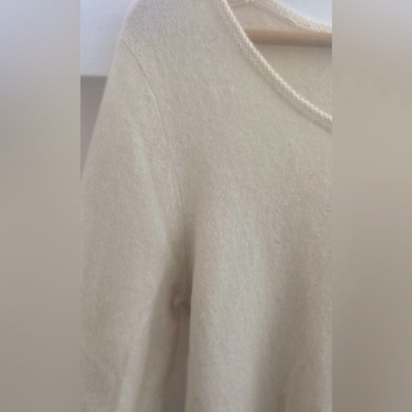 💫100% CASHEMIRE Crew Neck Knitted Long Sleeves Women’s Sweater Rare FIND - Picture 9 of 11